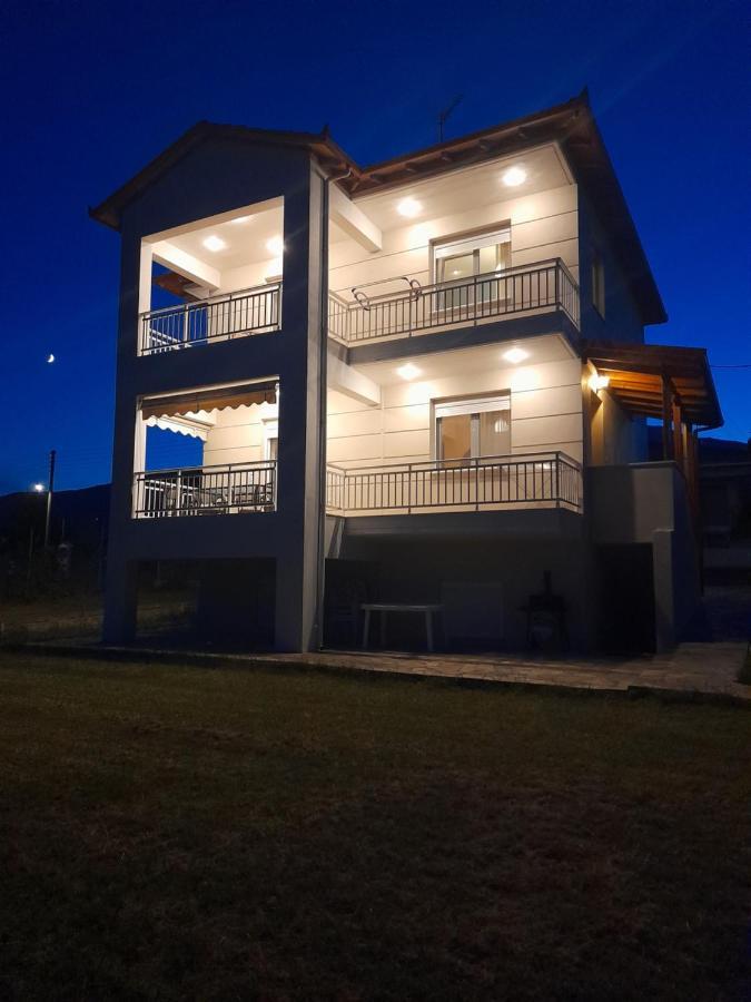 Oikia Olympus Villa Leptokaryá Buitenkant foto